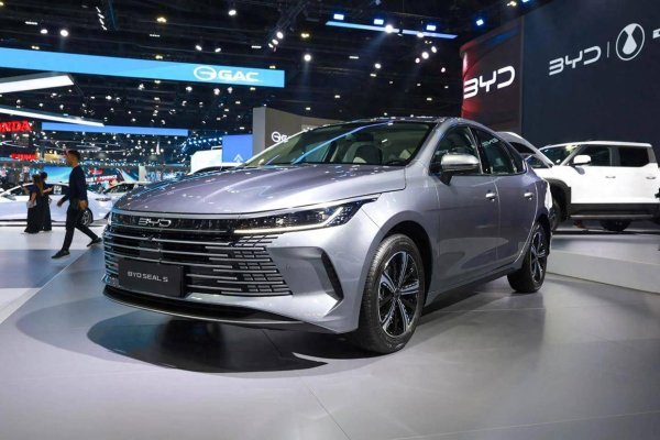 91快牛 比亚迪豁出去了！畅销家轿跌至5.48万，长近4米8，油耗2.17L