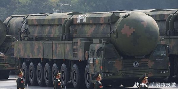 壹资网 看中国阅兵东风61后，朝鲜不甘示弱，金正恩亲赴一线，视察新导弹